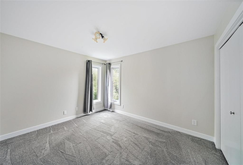 1902 CARRIERE, 3 Bedrooms Bedrooms, 9 Rooms Rooms,2 BathroomsBathrooms,Residential,For Sale,CARRIERE