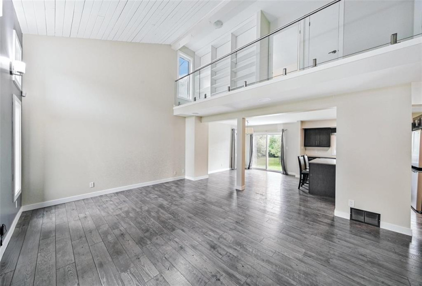 1902 CARRIERE, 3 Bedrooms Bedrooms, 9 Rooms Rooms,2 BathroomsBathrooms,Residential,For Sale,CARRIERE
