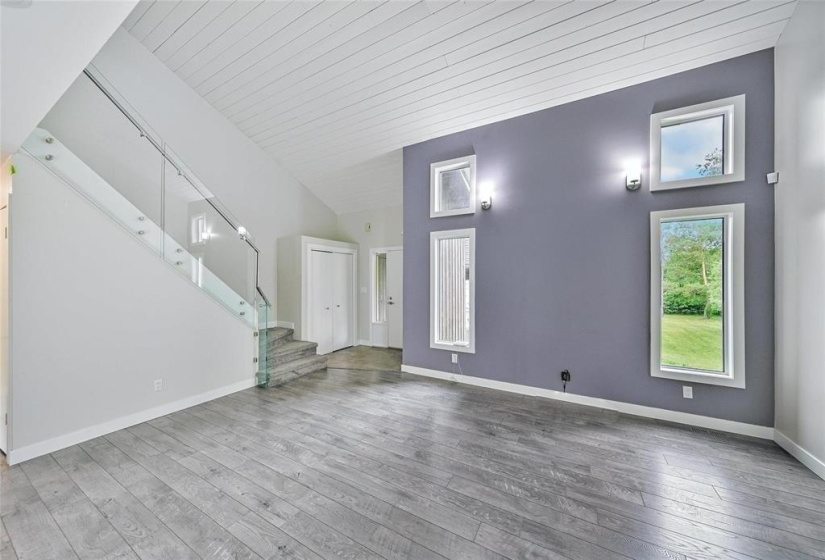 1902 CARRIERE, 3 Bedrooms Bedrooms, 9 Rooms Rooms,2 BathroomsBathrooms,Residential,For Sale,CARRIERE