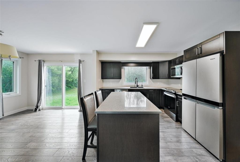 1902 CARRIERE, 3 Bedrooms Bedrooms, 9 Rooms Rooms,2 BathroomsBathrooms,Residential,For Sale,CARRIERE