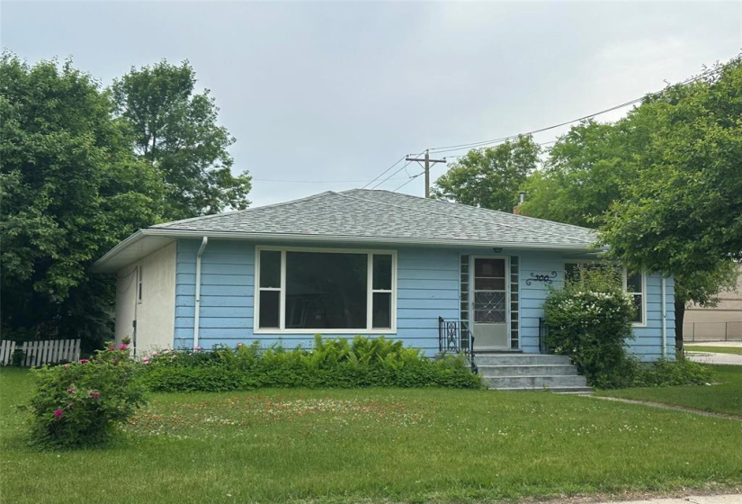 300 Dunbeath, 3 Bedrooms Bedrooms, 7 Rooms Rooms,1 BathroomBathrooms,Residential,For Sale,Dunbeath