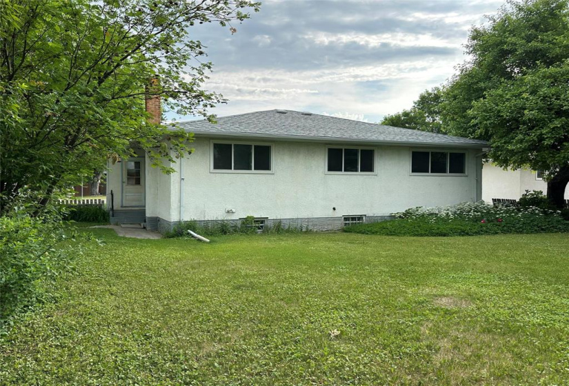 300 Dunbeath, 3 Bedrooms Bedrooms, 7 Rooms Rooms,1 BathroomBathrooms,Residential,For Sale,Dunbeath