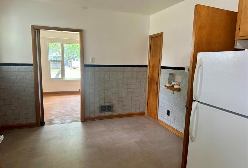 300 Dunbeath, 3 Bedrooms Bedrooms, 7 Rooms Rooms,1 BathroomBathrooms,Residential,For Sale,Dunbeath