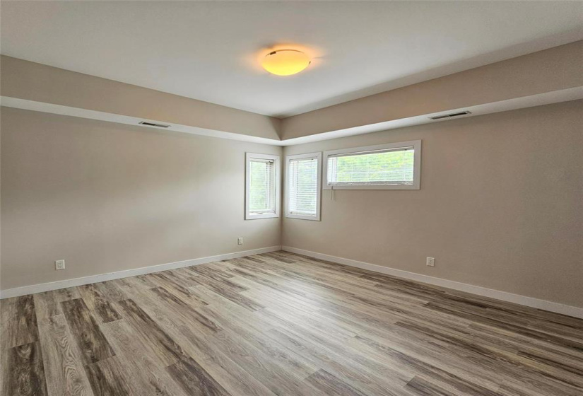858 St Mary's, 2 Bedrooms Bedrooms, 7 Rooms Rooms,1 BathroomBathrooms,Condominium,For Sale,St Mary's