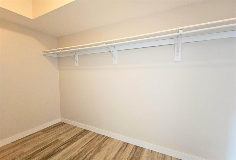 858 St Mary's, 2 Bedrooms Bedrooms, 7 Rooms Rooms,1 BathroomBathrooms,Condominium,For Sale,St Mary's