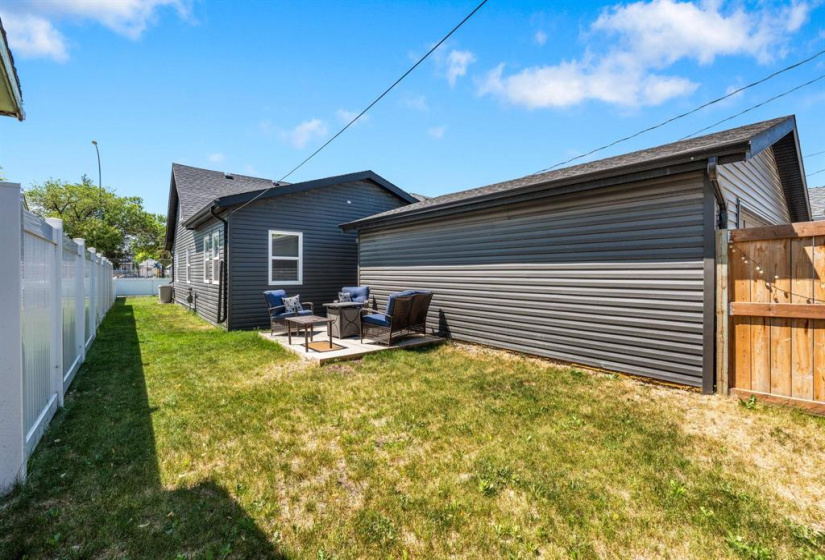 1403 Logan, 4 Bedrooms Bedrooms, 9 Rooms Rooms,2 BathroomsBathrooms,Residential,For Sale,Logan
