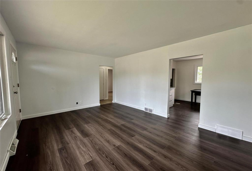 434 DUFFERIN, 2 Bedrooms Bedrooms, 5 Rooms Rooms,1 BathroomBathrooms,Residential,For Sale,DUFFERIN