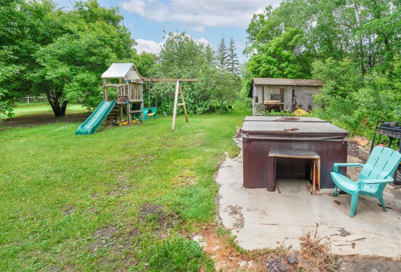 25109 35 N, 3 Bedrooms Bedrooms, 9 Rooms Rooms,2 BathroomsBathrooms,Residential,For Sale,35 N