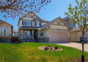 11 Faraway, 4 Bedrooms Bedrooms, 12 Rooms Rooms,2 BathroomsBathrooms,Residential,For Sale,Faraway