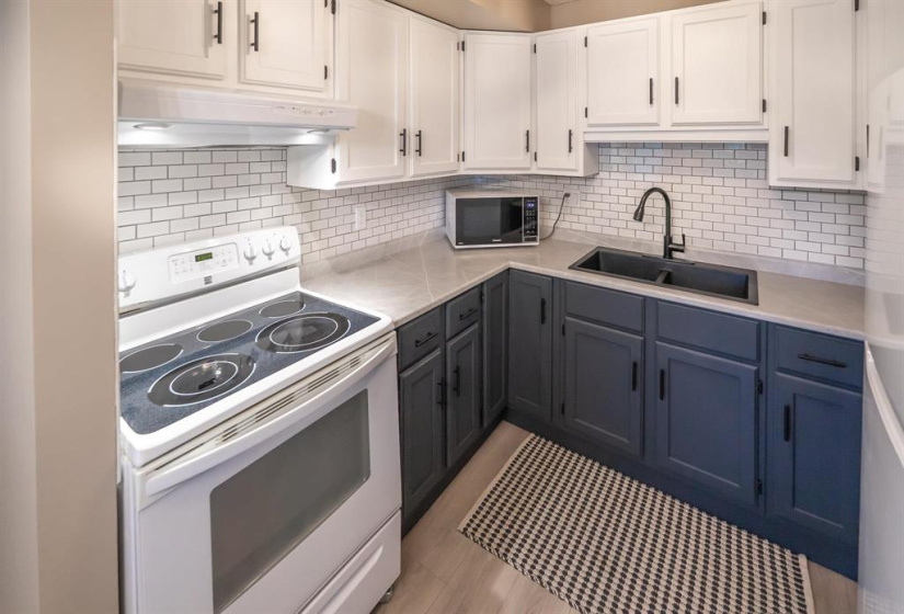 Modern paint colours on cabinets and updated hardware