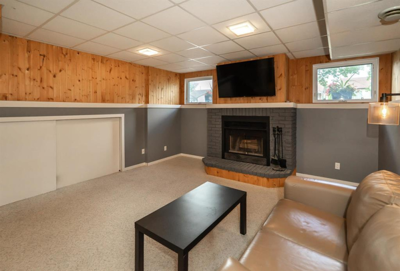 63 Alwood, 3 Bedrooms Bedrooms, 11 Rooms Rooms,2 BathroomsBathrooms,Residential,For Sale,Alwood