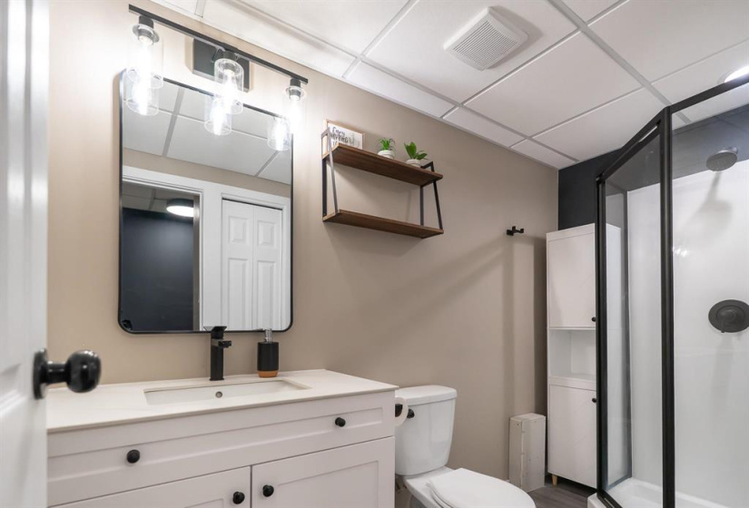 2nd bathroom has been been remodelled