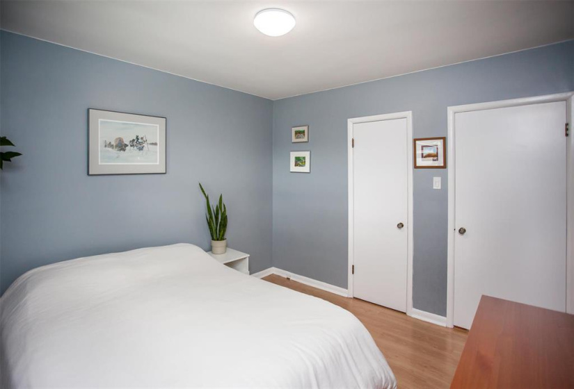 532 Melrose, 2 Bedrooms Bedrooms, 7 Rooms Rooms,1 BathroomBathrooms,Residential,For Sale,Melrose
