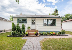 532 Melrose, 2 Bedrooms Bedrooms, 7 Rooms Rooms,1 BathroomBathrooms,Residential,For Sale,Melrose