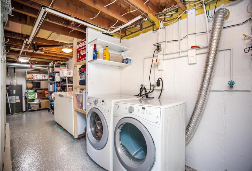 532 Melrose, 2 Bedrooms Bedrooms, 7 Rooms Rooms,1 BathroomBathrooms,Residential,For Sale,Melrose