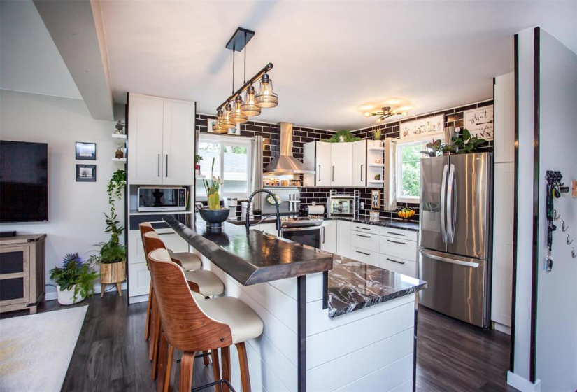 19 Blue Heron, 5 Bedrooms Bedrooms, 10 Rooms Rooms,2 BathroomsBathrooms,Residential,For Sale,Blue Heron