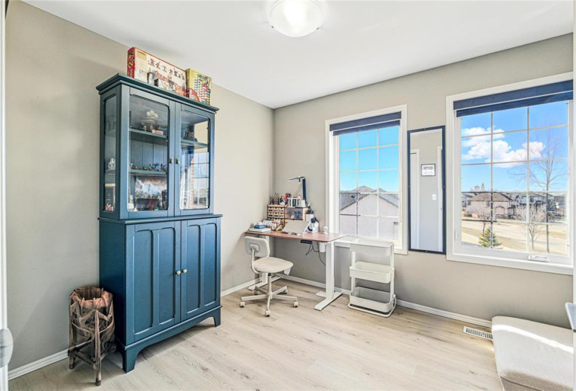 20 Ancaster, 2 Bedrooms Bedrooms, 8 Rooms Rooms,1 BathroomBathrooms,Condominium,For Sale,Ancaster