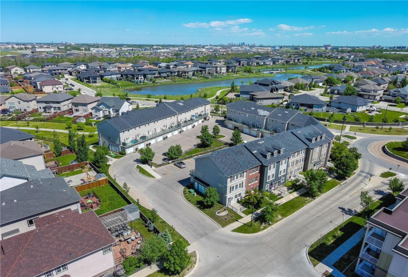 20 Ancaster, 2 Bedrooms Bedrooms, 8 Rooms Rooms,1 BathroomBathrooms,Condominium,For Sale,Ancaster