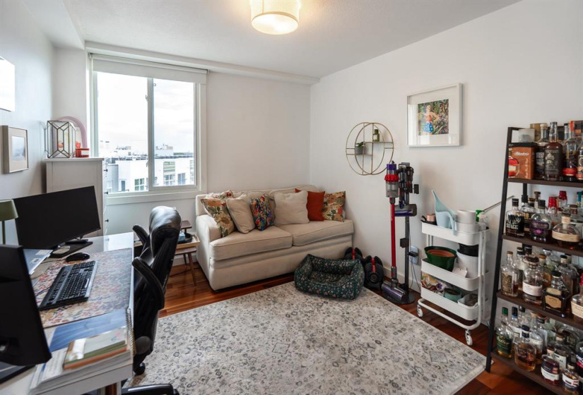 Well-sized 2nd bedroom