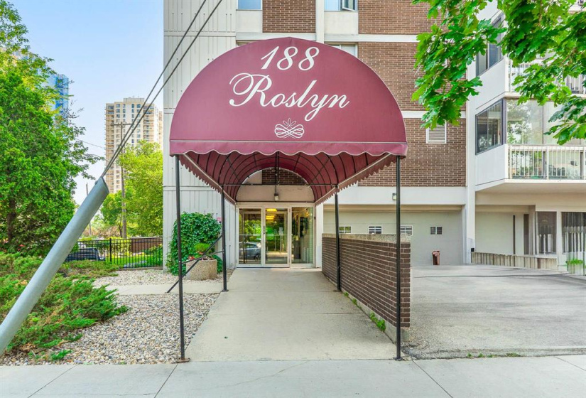 Built in 1966, this mid-century condo offers 1142sf