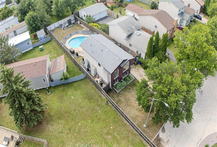 212 Goldthorpe, 3 Bedrooms Bedrooms, 9 Rooms Rooms,2 BathroomsBathrooms,Residential,For Sale,Goldthorpe