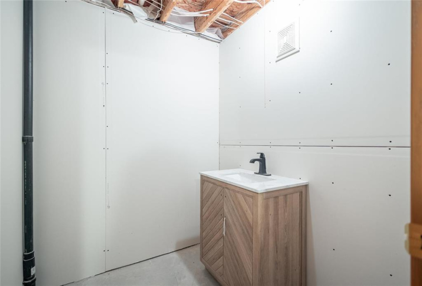 3 Bedard, 3 Bedrooms Bedrooms, 14 Rooms Rooms,2 BathroomsBathrooms,Residential,For Sale,Bedard