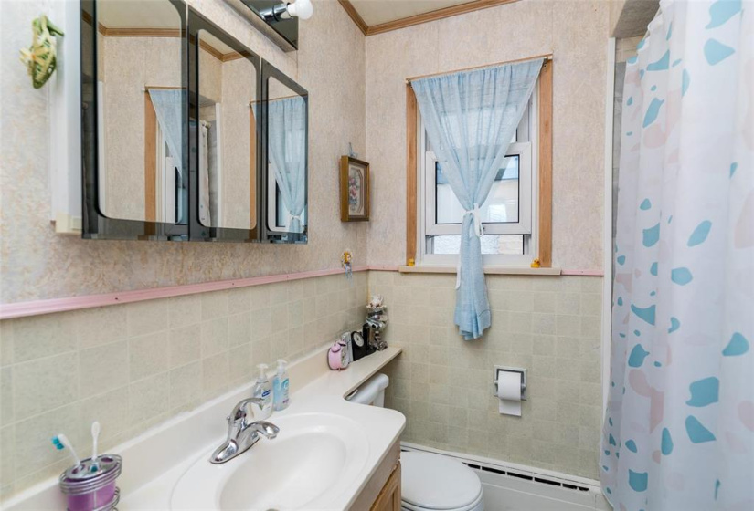 322 Lockwood, 3 Bedrooms Bedrooms, 7 Rooms Rooms,1 BathroomBathrooms,Residential,For Sale,Lockwood