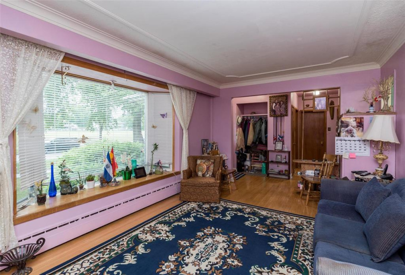 322 Lockwood, 3 Bedrooms Bedrooms, 7 Rooms Rooms,1 BathroomBathrooms,Residential,For Sale,Lockwood