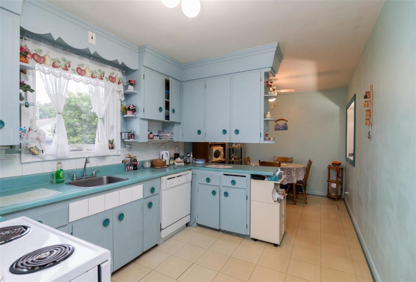 322 Lockwood, 3 Bedrooms Bedrooms, 7 Rooms Rooms,1 BathroomBathrooms,Residential,For Sale,Lockwood