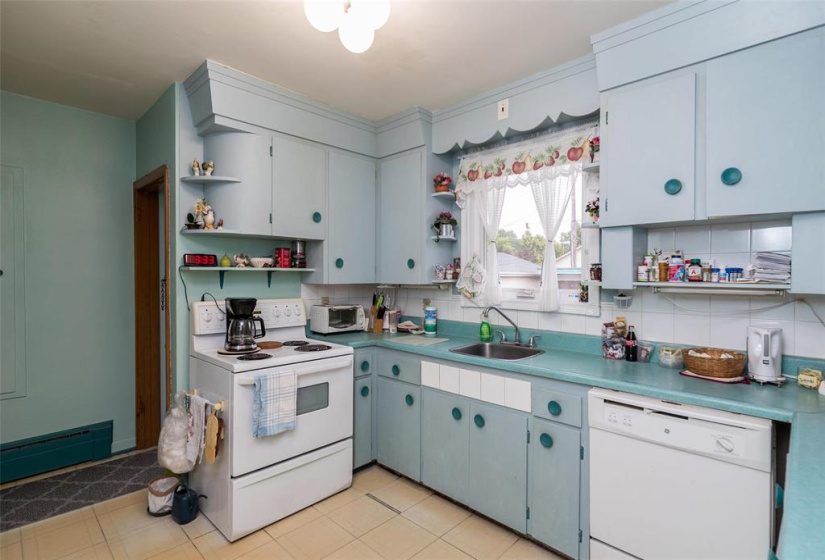 322 Lockwood, 3 Bedrooms Bedrooms, 7 Rooms Rooms,1 BathroomBathrooms,Residential,For Sale,Lockwood