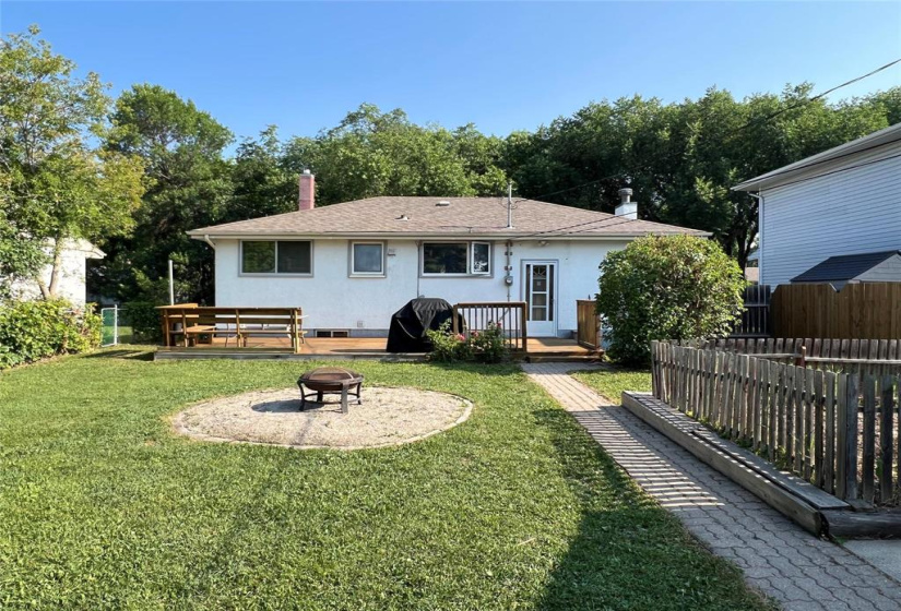 6 Bernier, 2 Bedrooms Bedrooms, 11 Rooms Rooms,2 BathroomsBathrooms,Residential,For Sale,Bernier