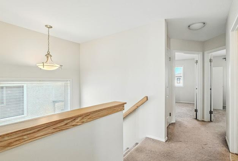 59 Lark Ridge, 3 Bedrooms Bedrooms, 10 Rooms Rooms,1 BathroomBathrooms,Residential,For Sale,Lark Ridge