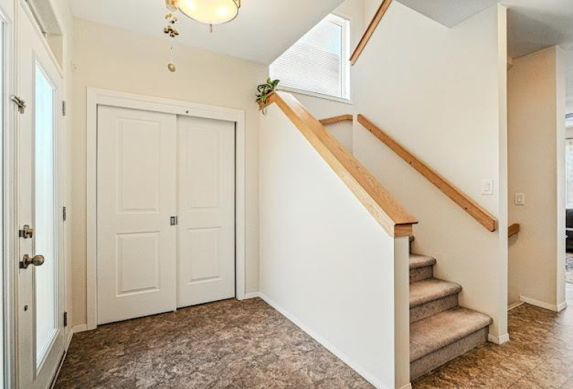 59 Lark Ridge, 3 Bedrooms Bedrooms, 10 Rooms Rooms,1 BathroomBathrooms,Residential,For Sale,Lark Ridge