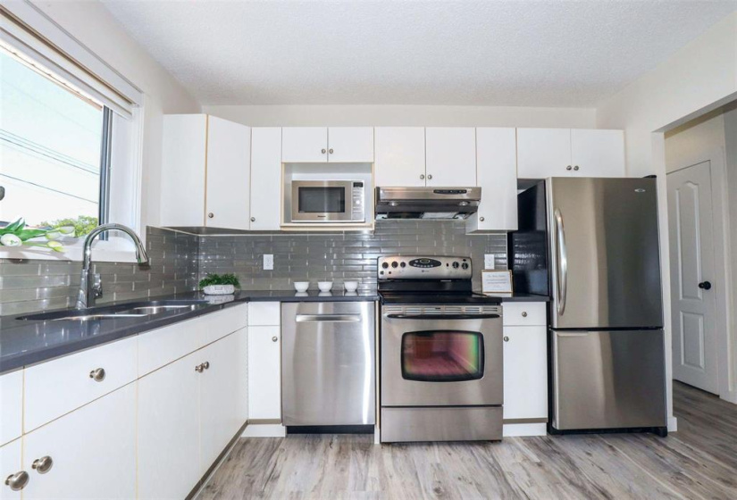 50 jameswood, 3 Bedrooms Bedrooms, 6 Rooms Rooms,Residential,For Sale,jameswood