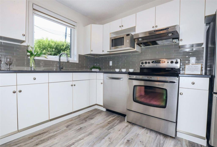 50 jameswood, 3 Bedrooms Bedrooms, 6 Rooms Rooms,Residential,For Sale,jameswood