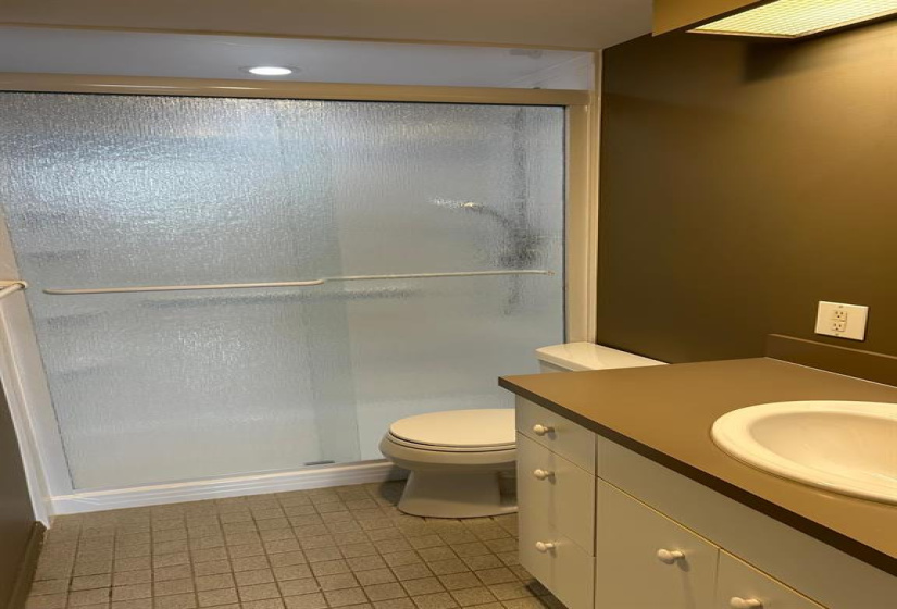 99 Wellington, 2 Bedrooms Bedrooms, 9 Rooms Rooms,2 BathroomsBathrooms,Condominium,For Sale,Wellington
