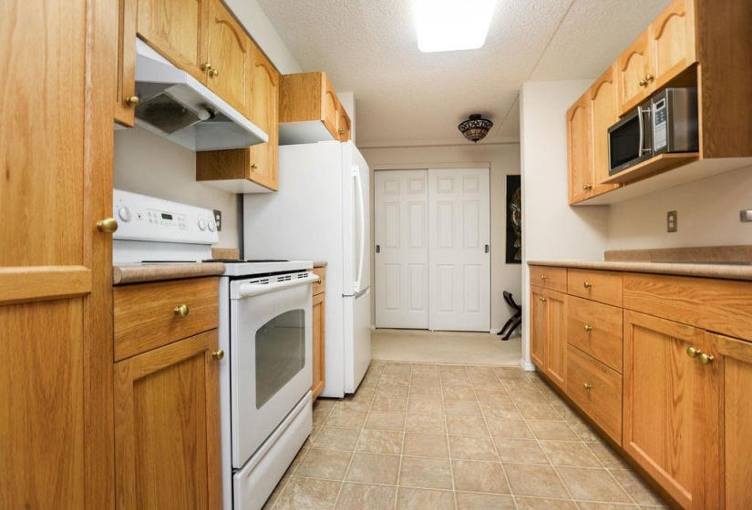 500 Tache, 2 Bedrooms Bedrooms, 8 Rooms Rooms,2 BathroomsBathrooms,Condominium,For Sale,Tache