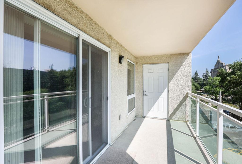 500 Tache, 2 Bedrooms Bedrooms, 8 Rooms Rooms,2 BathroomsBathrooms,Condominium,For Sale,Tache