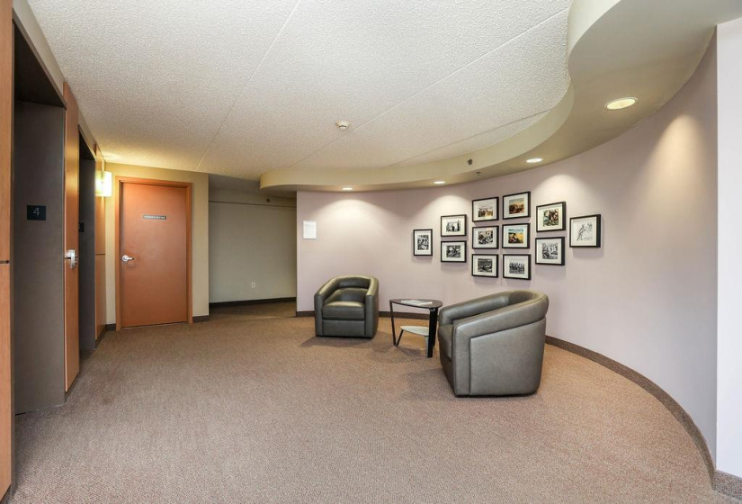 500 Tache, 2 Bedrooms Bedrooms, 8 Rooms Rooms,2 BathroomsBathrooms,Condominium,For Sale,Tache