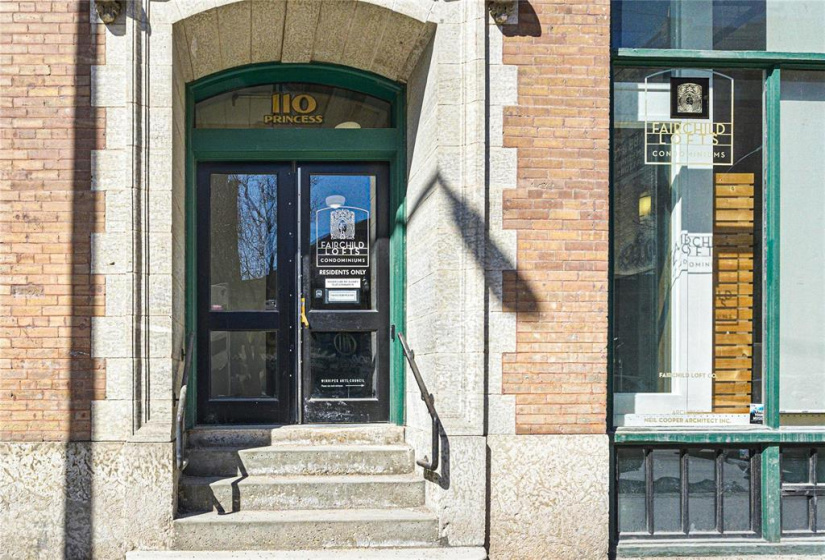 110 Princess, 1 Bedroom Bedrooms, 4 Rooms Rooms,1 BathroomBathrooms,Condominium,For Sale,Princess