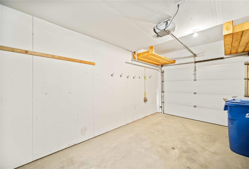 5 LANDSBURY, 3 Bedrooms Bedrooms, 8 Rooms Rooms,1 BathroomBathrooms,Residential,For Sale,LANDSBURY