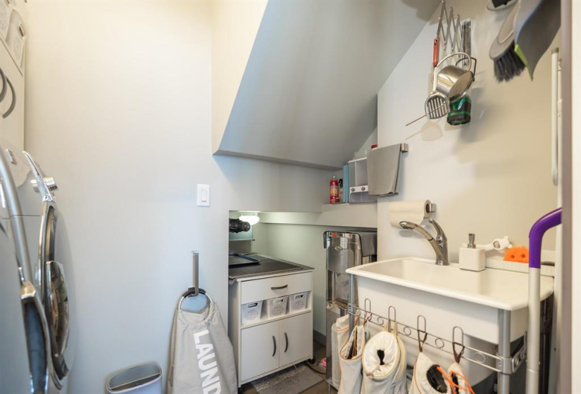 2880 #26, 6 Bedrooms Bedrooms, 23 Rooms Rooms,3 BathroomsBathrooms,Residential,For Sale,#26