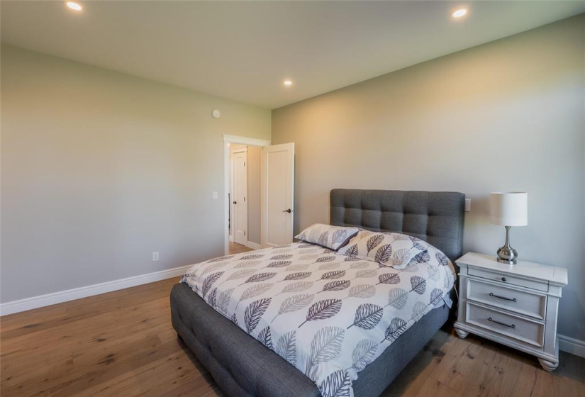 53 Grandview, 4 Bedrooms Bedrooms, 19 Rooms Rooms,3 BathroomsBathrooms,Residential,For Sale,Grandview