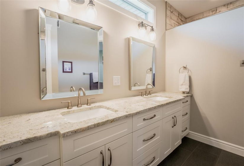 Double sink vanity