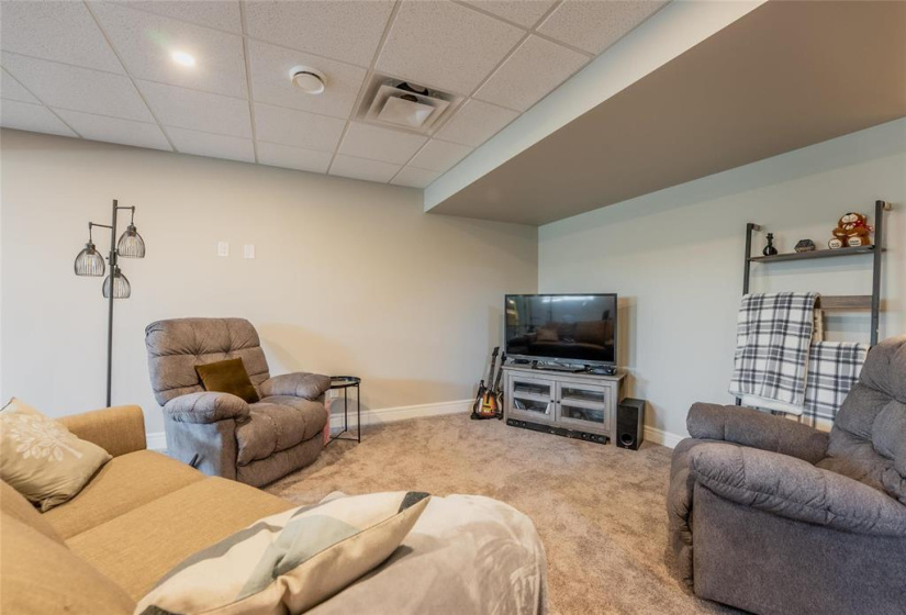 53 Grandview, 4 Bedrooms Bedrooms, 19 Rooms Rooms,3 BathroomsBathrooms,Residential,For Sale,Grandview