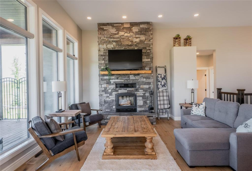 High efficiency wood burning fireplace