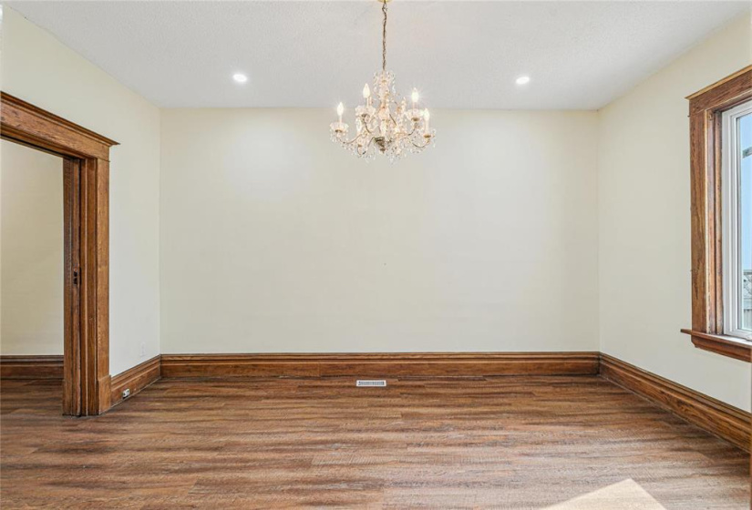 710 Strathcona, 3 Bedrooms Bedrooms, 13 Rooms Rooms,2 BathroomsBathrooms,Residential,For Sale,Strathcona