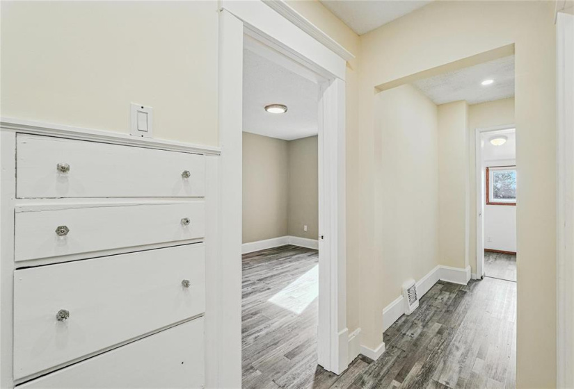 710 Strathcona, 3 Bedrooms Bedrooms, 13 Rooms Rooms,2 BathroomsBathrooms,Residential,For Sale,Strathcona