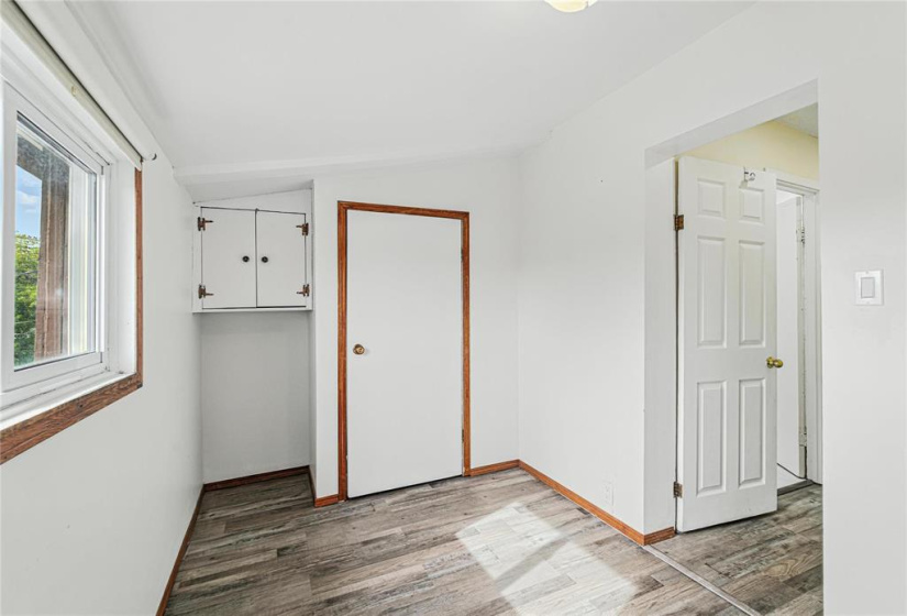 710 Strathcona, 3 Bedrooms Bedrooms, 13 Rooms Rooms,2 BathroomsBathrooms,Residential,For Sale,Strathcona