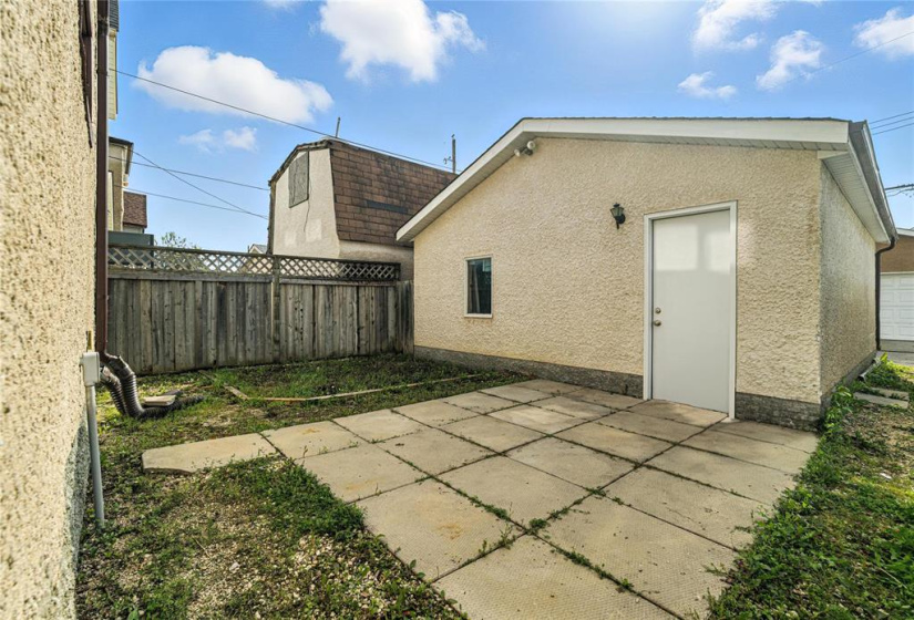 710 Strathcona, 3 Bedrooms Bedrooms, 13 Rooms Rooms,2 BathroomsBathrooms,Residential,For Sale,Strathcona